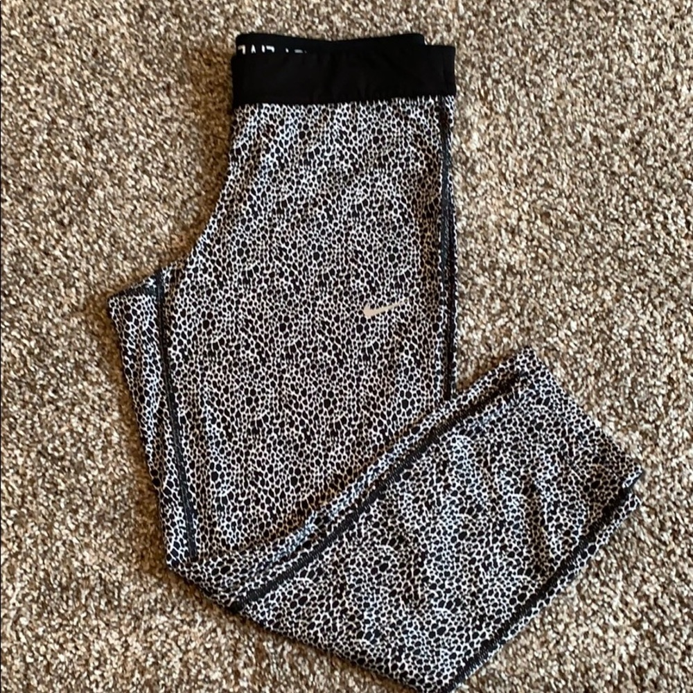 Nike running tight